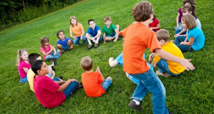 Camp Games For Small Groups - Duck, Duck, Goose