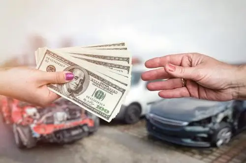 http://cluttertimes.com/how-to-make-money-on-a-car-that-was-in-an-accident/
